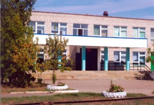 Здание школы №10 хутора Перевальный